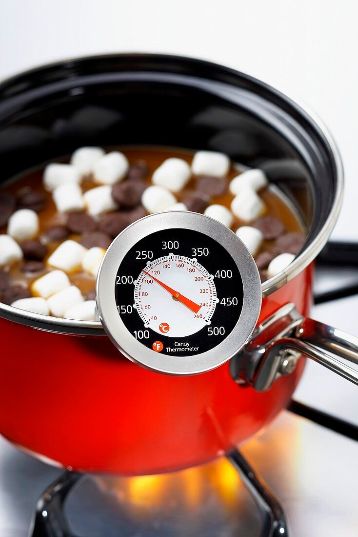 What Is 180 C in the Oven? Understanding Temperature Conversion and Cooking Tips